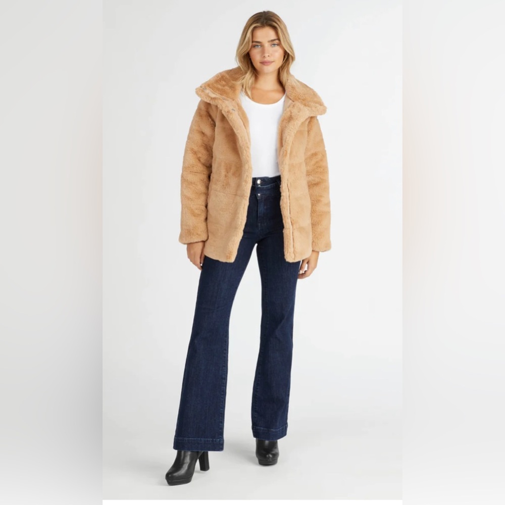 NWT• Faux Fur Puffer NVLT
